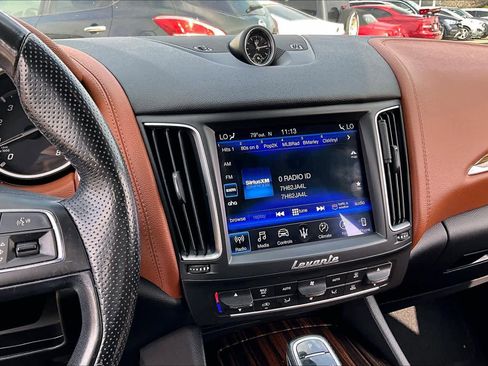 Used 2019 Maserati Levante S GranSport image 6
