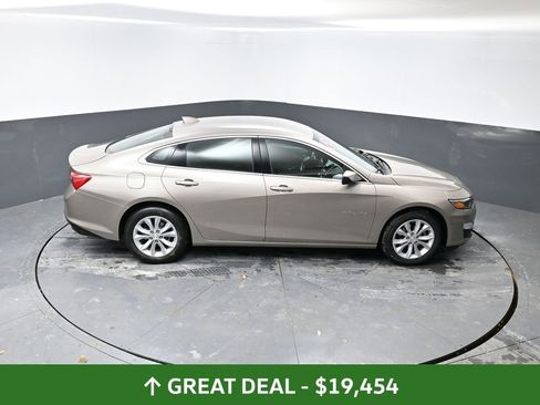 Used 2025 Chevrolet Malibu LT image 43