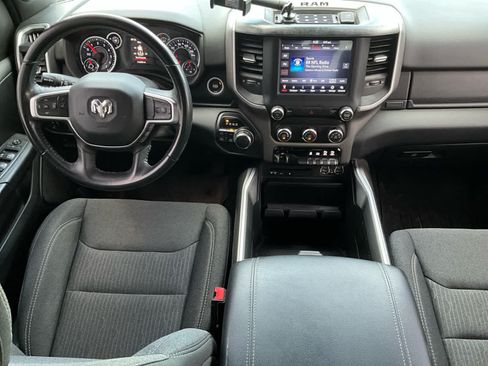 Used 2019 RAM 1500 Big Horn AWD/4WD image 10