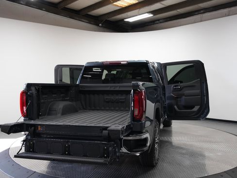 Used 2021 GMC Sierra 1500 SLT image 12