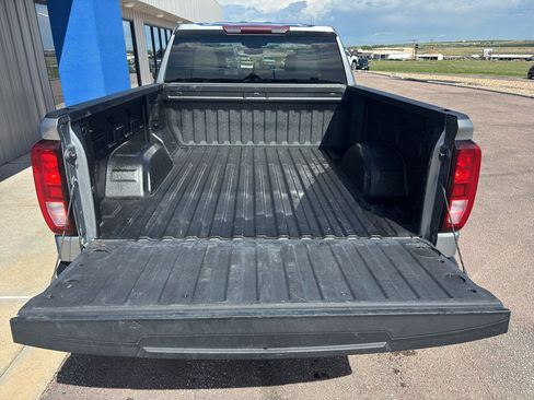 Used 2023 GMC Sierra 1500 SLE w/ Enhanced Capability Package AWD/4WD image 26