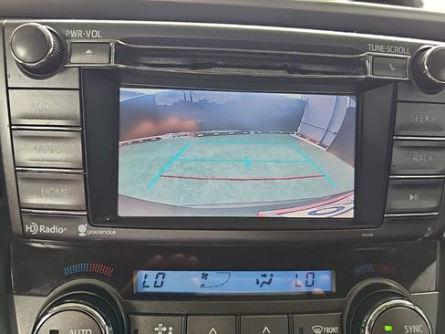 Used 2015 Toyota RAV4 XLE FWD image 22
