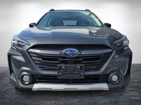 Used 2023 Subaru Outback Limited AWD/4WD image 9