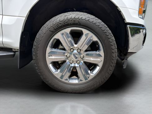 Certified 2020 Ford F150 XLT w/ Equipment Group 302A Luxury AWD/4WD image 27