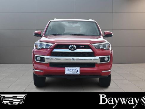 Used 2019 Toyota 4Runner Limited AWD/4WD image 2