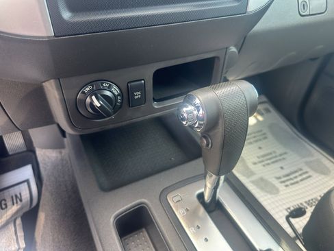 Used 2010 Nissan Xterra S image 16