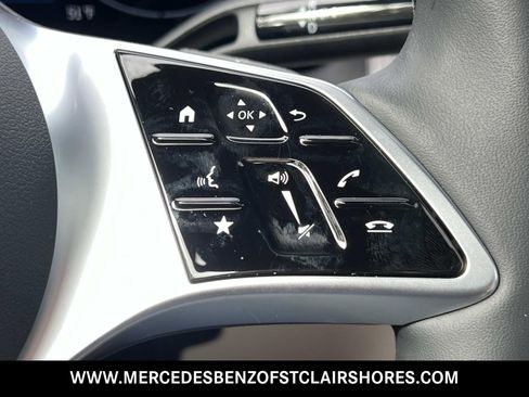 Used 2026 Mercedes-Benz GLC 300 4MATIC image 29