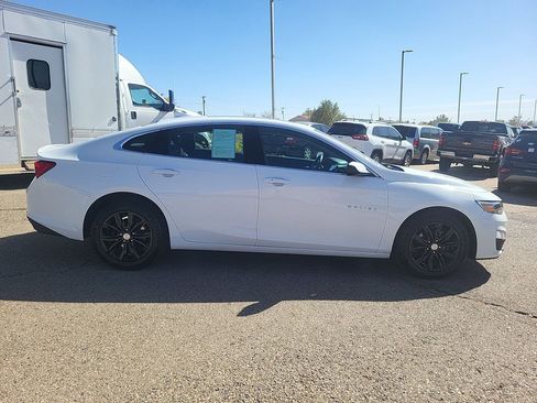 Used 2024 Chevrolet Malibu LT image 9
