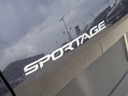 New 2026 Kia Sportage LX FWD image 7