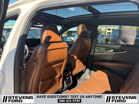 Used 2022 Lincoln Nautilus Reserve w/ Equipment Group 201A image 38