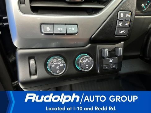 Used 2019 Chevrolet Suburban Premier w/ Premier Plus Edition image 18