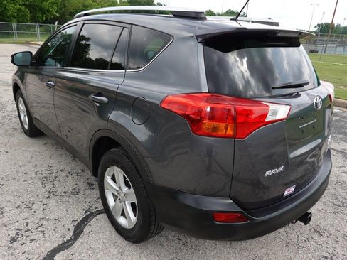 Used 2013 Toyota RAV4 XLE AWD/4WD image 5