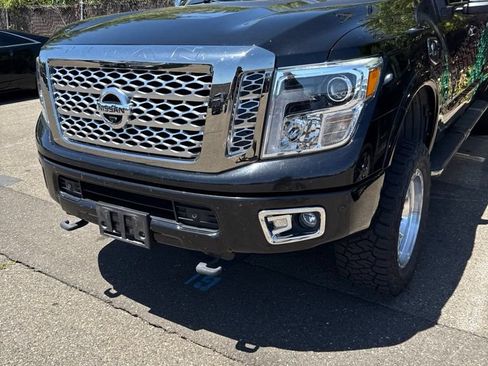 Used 2017 Nissan Titan Platinum Reserve AWD/4WD image 2