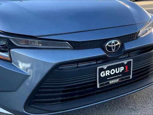Used 2024 Toyota Corolla LE image 29
