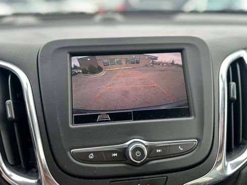 Used 2022 Chevrolet Equinox LT image 15