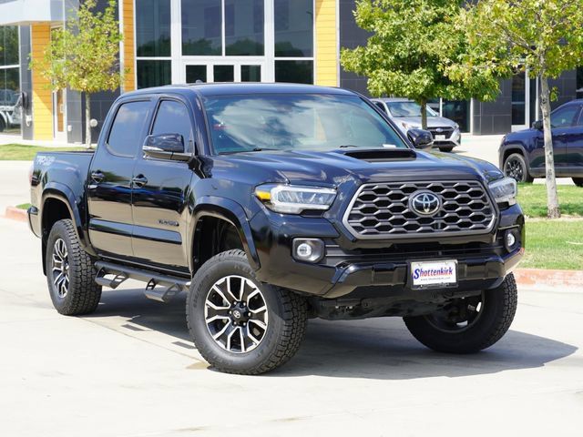 Used 2023 Toyota Tacoma TRD Sport w/ Technology Package AWD/4WD image 2