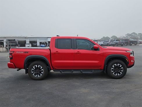 Used 2024 Nissan Frontier PRO-4X w/ Technology Package image 7