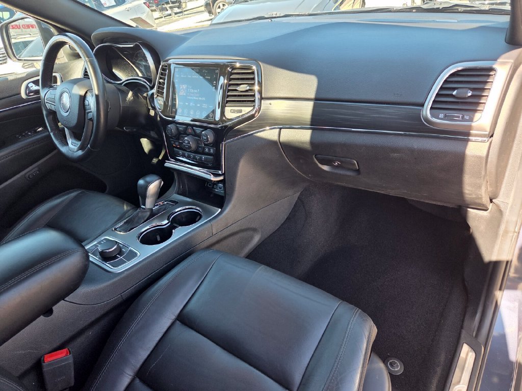 Used 2020 Jeep Grand Cherokee Limited AWD/4WD image 19