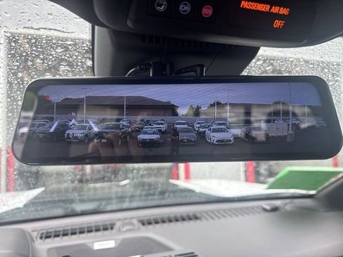 Used 2024 Chevrolet Colorado ZR2 w/ Technology Package image 17