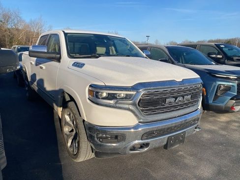 Used 2019 RAM 1500 Limited image 3