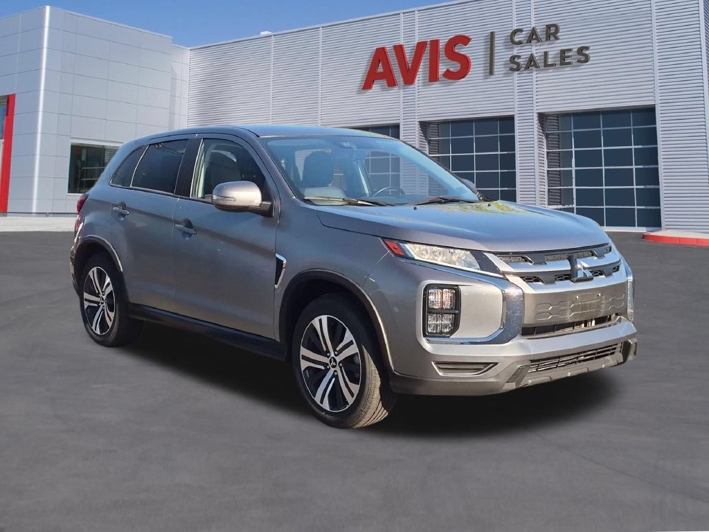 Used 2025 Mitsubishi Outlander Sport SE AWD/4WD image 3