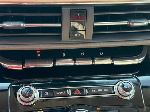 Used 2022 Lincoln Corsair FWD image 32