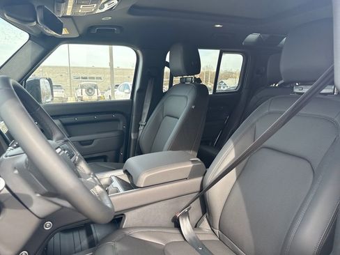 New 2026 Land Rover Defender 110 S image 9