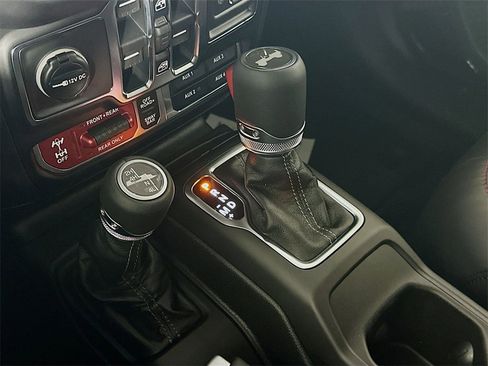 New 2026 Jeep Wrangler Unlimited Rubicon image 12