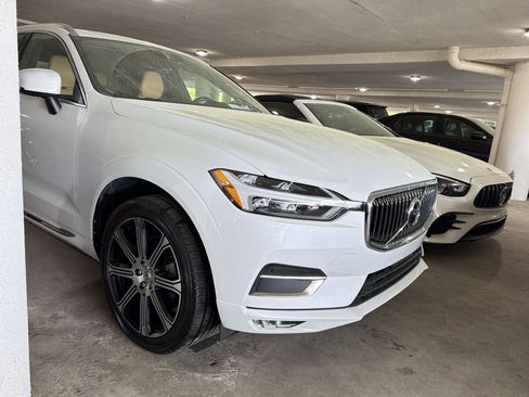 Used 2021 Volvo XC60 T5 Inscription w/ Climate Package image 5