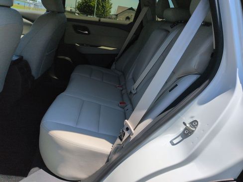 Used 2025 Nissan Rogue SL w/ SL Premium Package AWD/4WD image 31