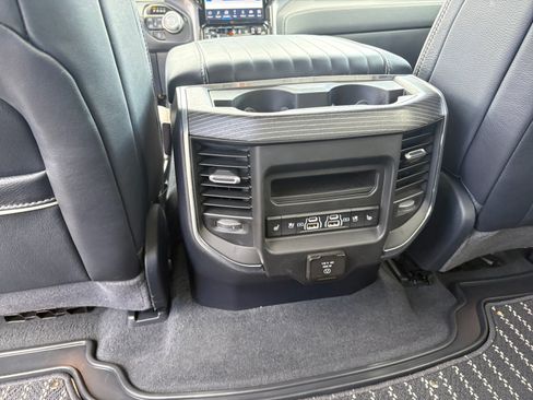 Used 2024 RAM 1500 Limited AWD/4WD image 29