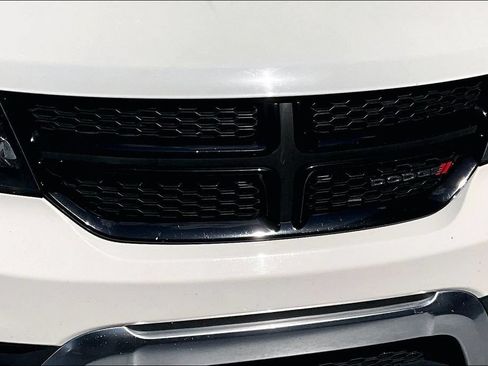 Used 2017 Dodge Journey Crossroad w/ Popular Equipment Group FWD image 35