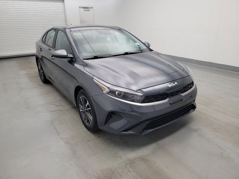 Used 2023 Kia Forte LXS FWD image 13