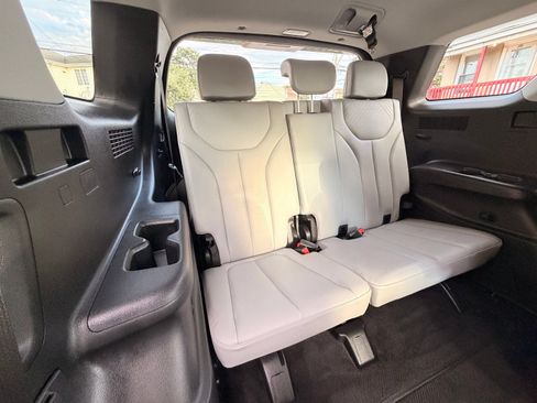 Used 2024 Hyundai Palisade SEL AWD/4WD image 24