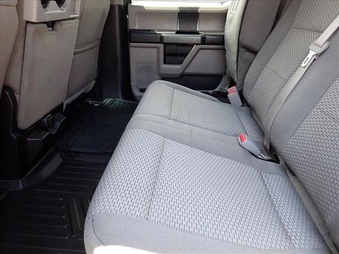 Used 2017 Ford F250 XLT w/ XLT Value Package AWD/4WD image 9