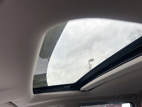 Used 2023 Honda HR-V EX-L image 29