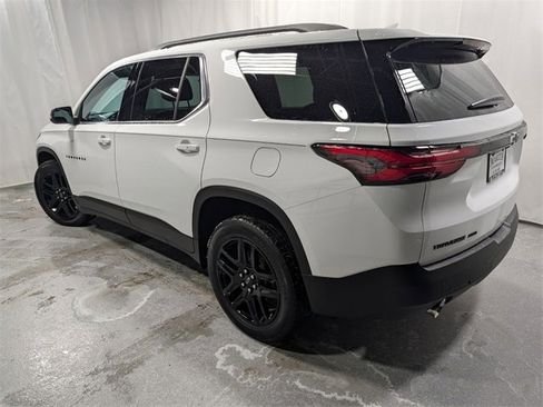 Certified 2022 Chevrolet Traverse LT w/ LPO, Blackout Package image 6