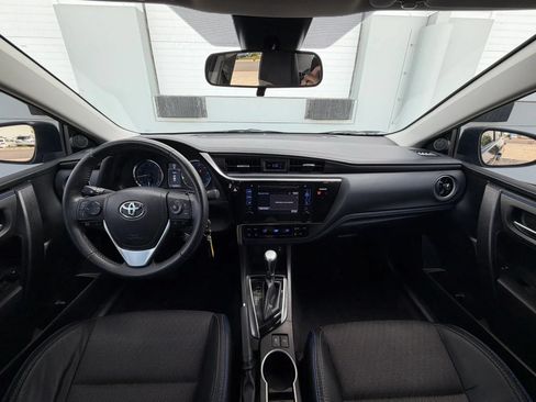 Used 2017 Toyota Corolla SE w/ Carpet Mat Package (TMS) FWD image 15