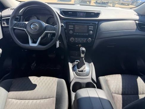 Used 2017 Nissan Rogue S w/ S Family Package FWD image 9