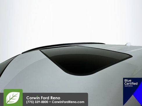 Used 2021 Toyota RAV4 XLE w/ Convenience Package AWD/4WD image 25