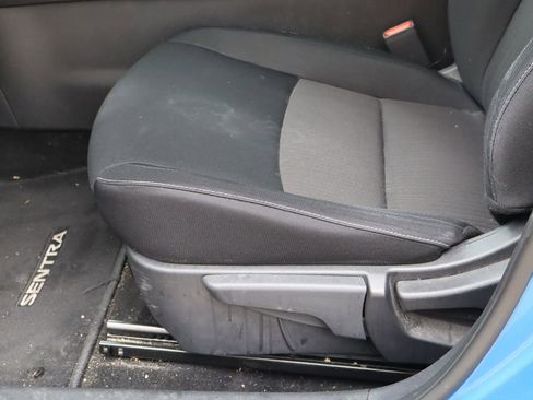 Used 2021 Nissan Sentra SV FWD image 14
