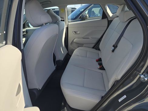 New 2026 Hyundai Kona SE image 10