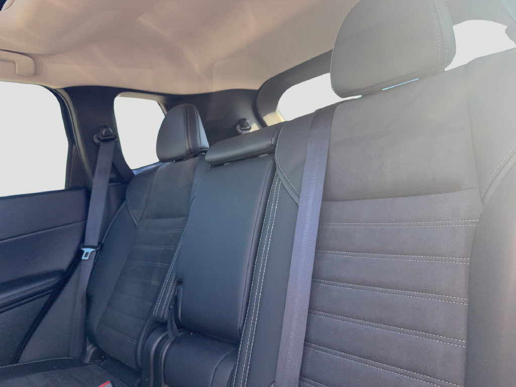 Used 2024 Mitsubishi Outlander SE AWD/4WD image 19