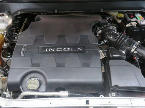 Used 2016 Lincoln MKZ AWD w/ Equipment Group 300A Reserve image 31