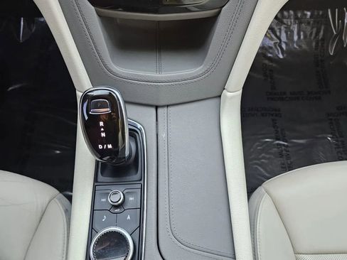 Used 2020 Cadillac XT6 Premium Luxury image 24