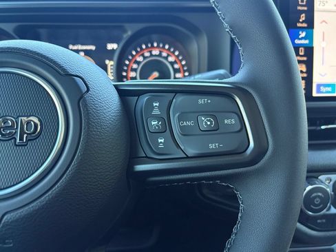 New 2026 Jeep Gladiator Sport AWD/4WD image 16