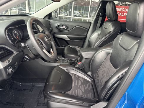 Used 2022 Jeep Cherokee Latitude w/ Sun & Sound Group AWD/4WD image 15