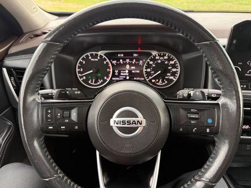 Used 2021 Nissan Rogue SL w/ Premium Package FWD image 19
