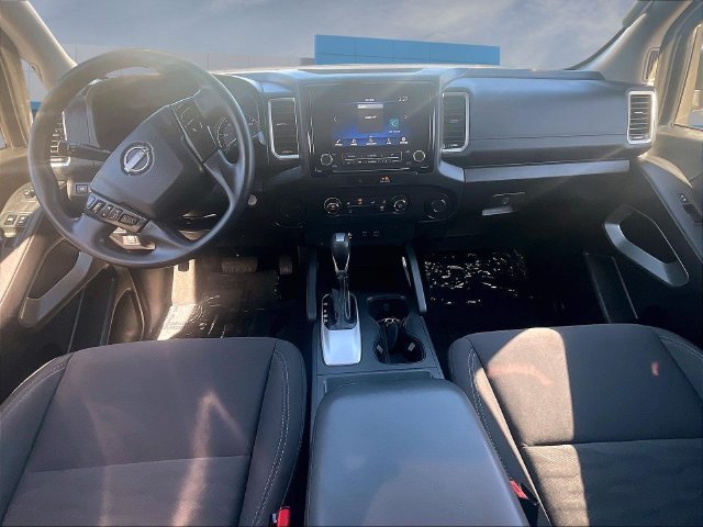 Used 2022 Nissan Frontier SV w/ Technology Package RWD image 10