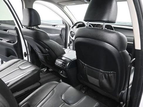 Used 2021 Hyundai Palisade SEL w/ Premium Package FWD image 12